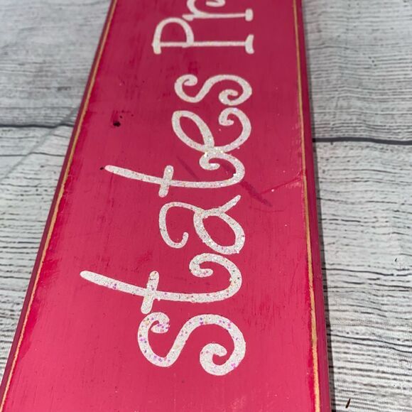 Wooden hanging princess sign w/tooth hook approx 35.5”x 3.5” - Picture 4 of 7